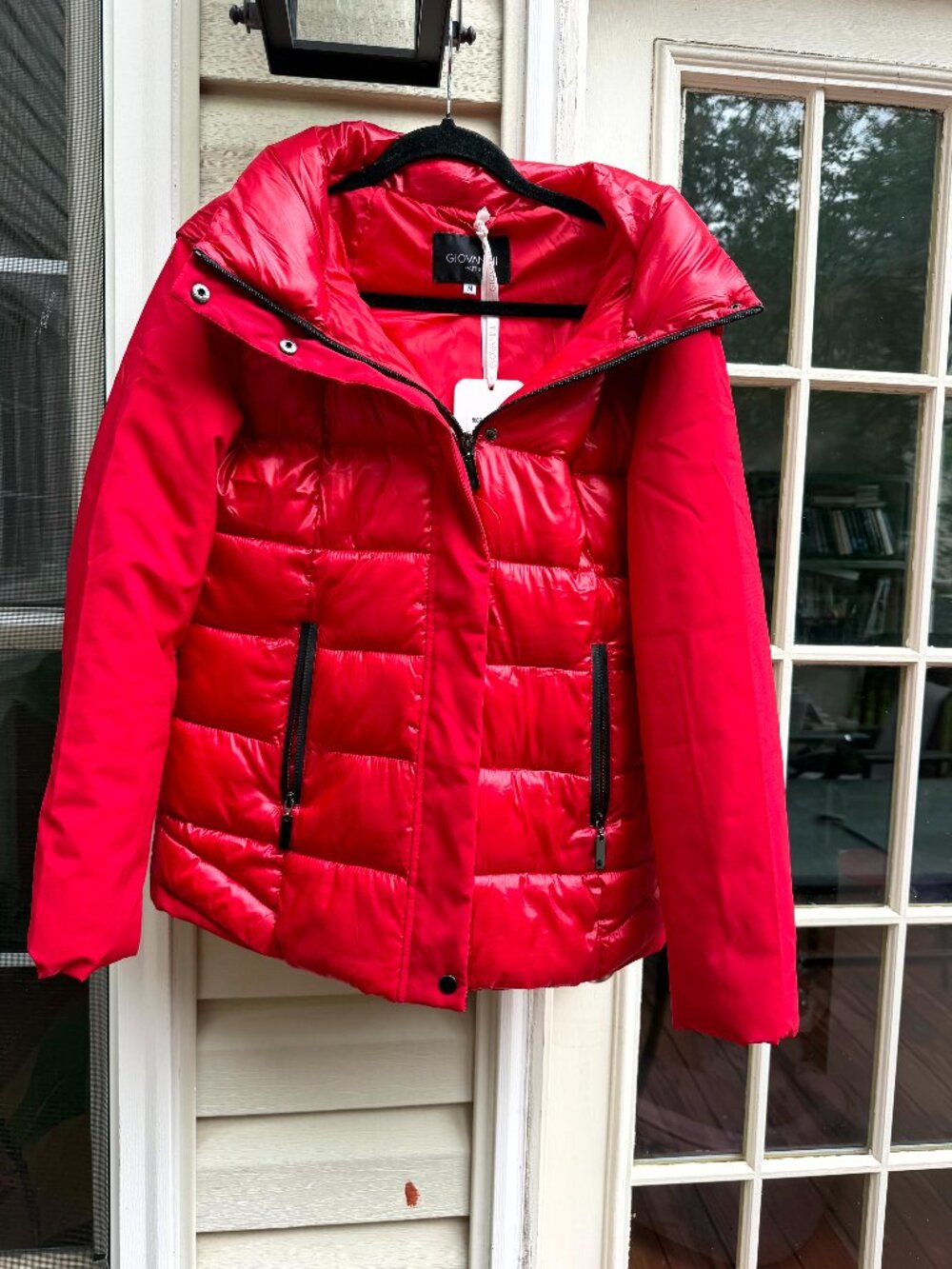 NWT Giovanni Women’s Red Puffer Jacket Hooded Full Zip, Size M